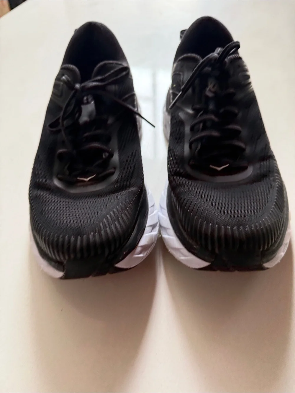 Hoka One One Bondi 7 Running Sneakers, Size 9 Woman’s